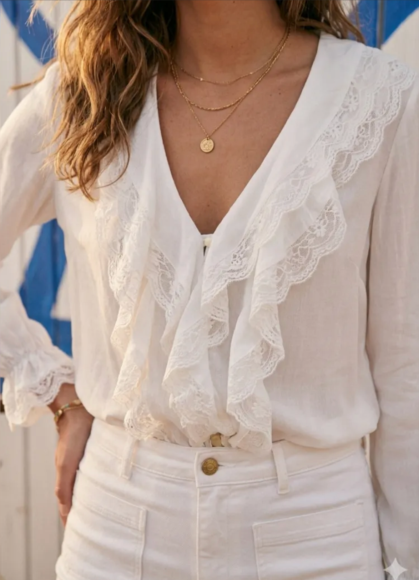 BLANC- CHEMISE VOLANT