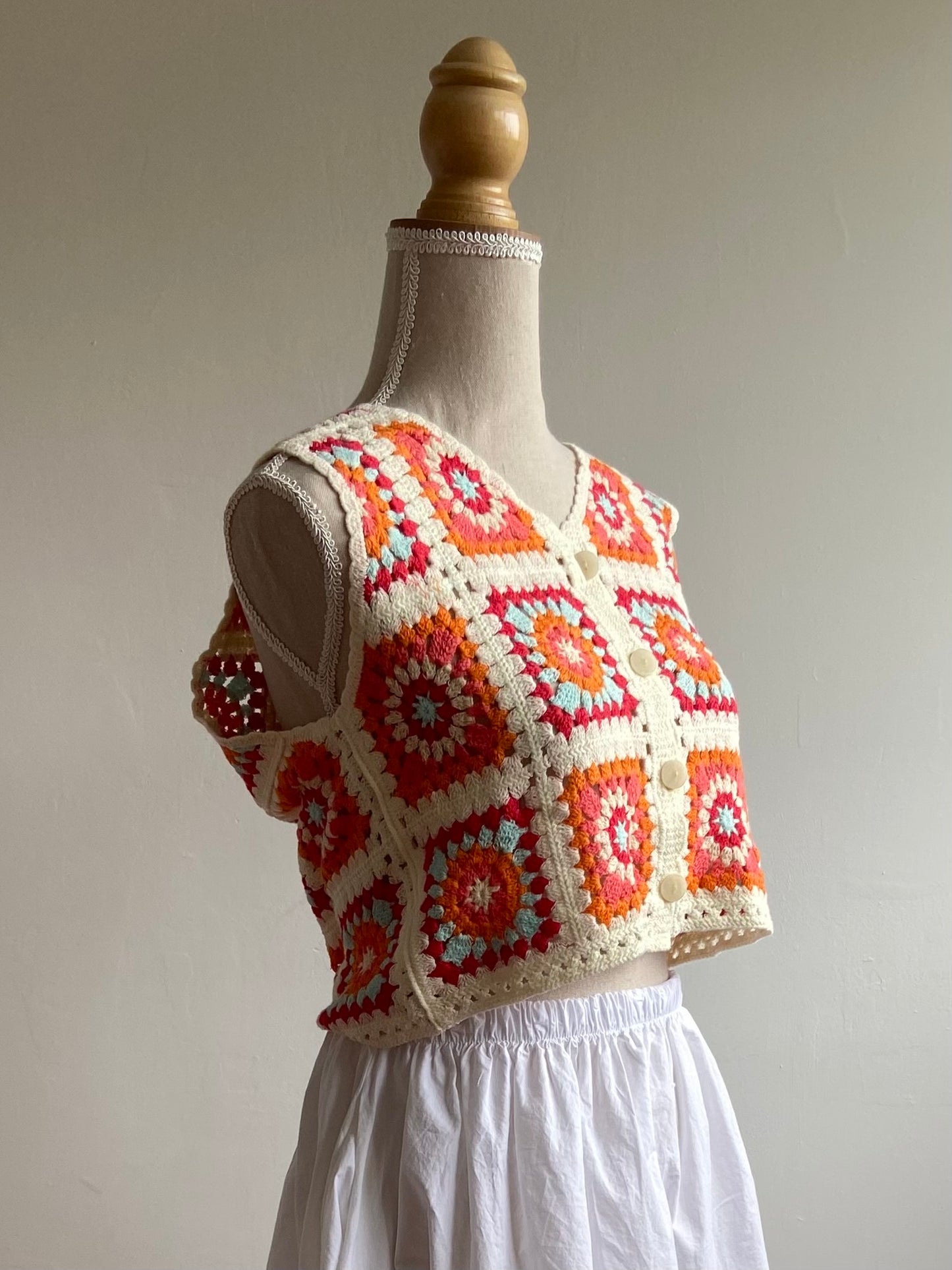 MULTICOLORE - GILET CROCHET
